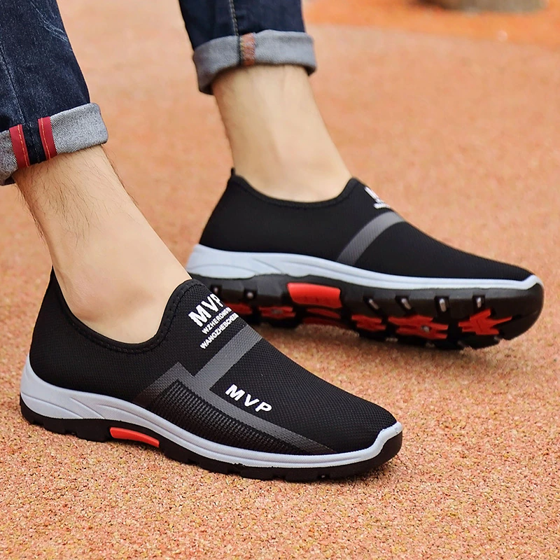 Modeline | Chaussures March Resistantes & Confortables